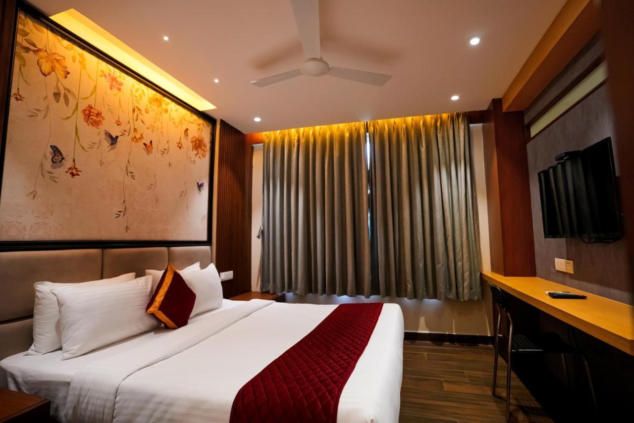 Hotel Sunrise Hospitality Vijayawāda Zewnętrze zdjęcie