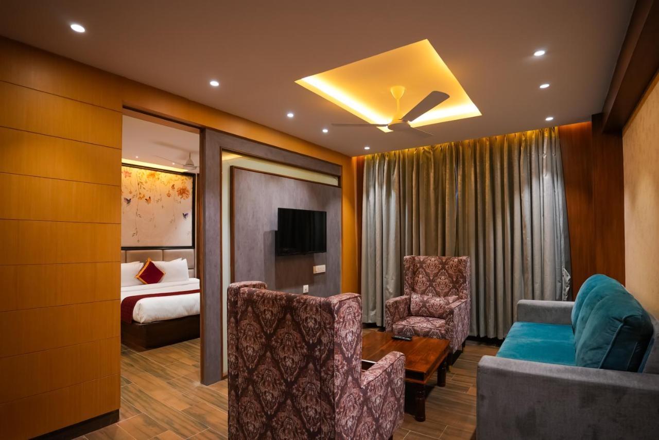 Hotel Sunrise Hospitality Vijayawāda Zewnętrze zdjęcie