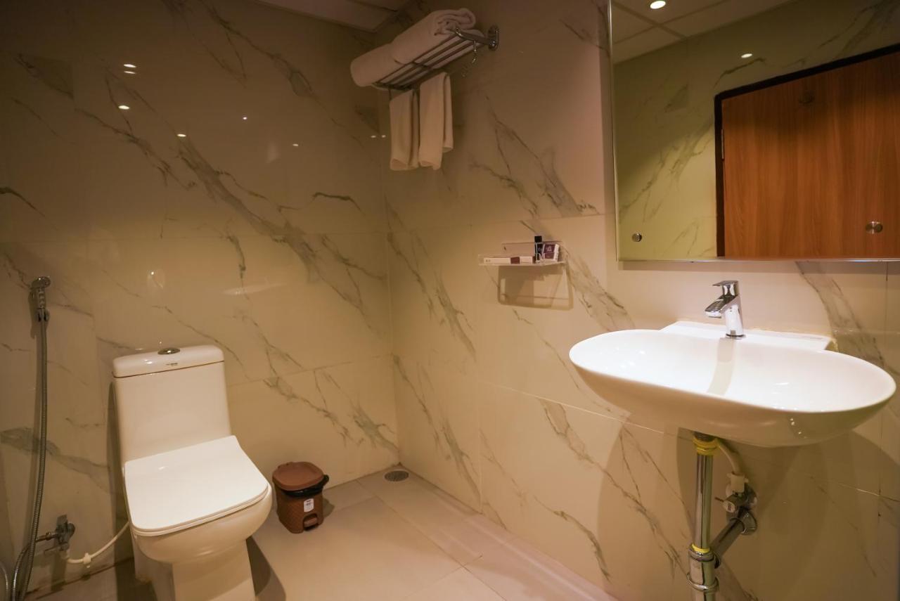 Hotel Sunrise Hospitality Vijayawāda Zewnętrze zdjęcie