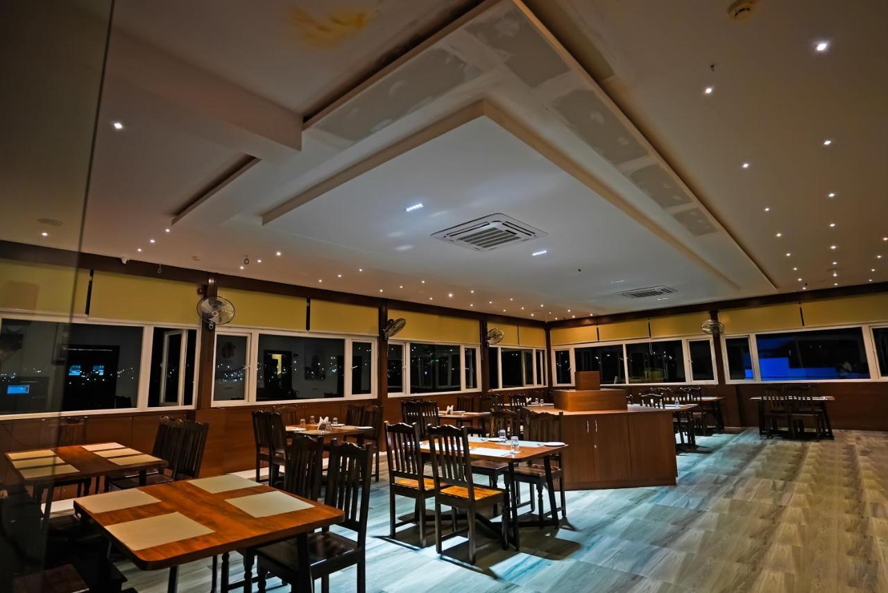 Hotel Sunrise Hospitality Vijayawāda Zewnętrze zdjęcie