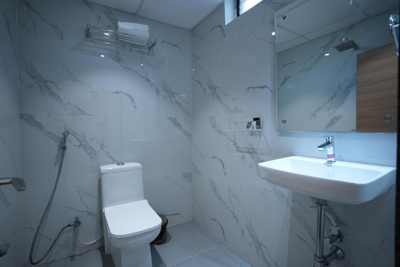 Hotel Sunrise Hospitality Vijayawāda Zewnętrze zdjęcie